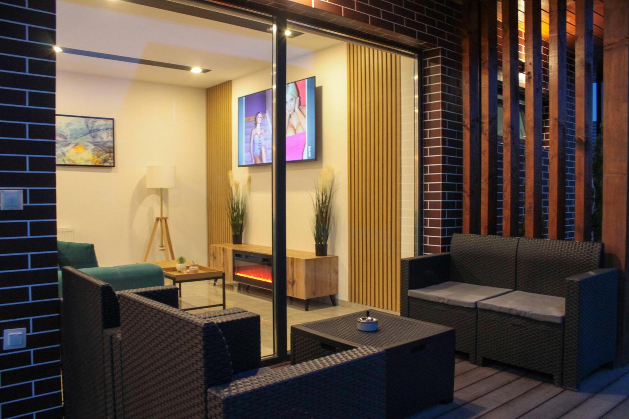 Nova House Apartments Delnita  外观 照片