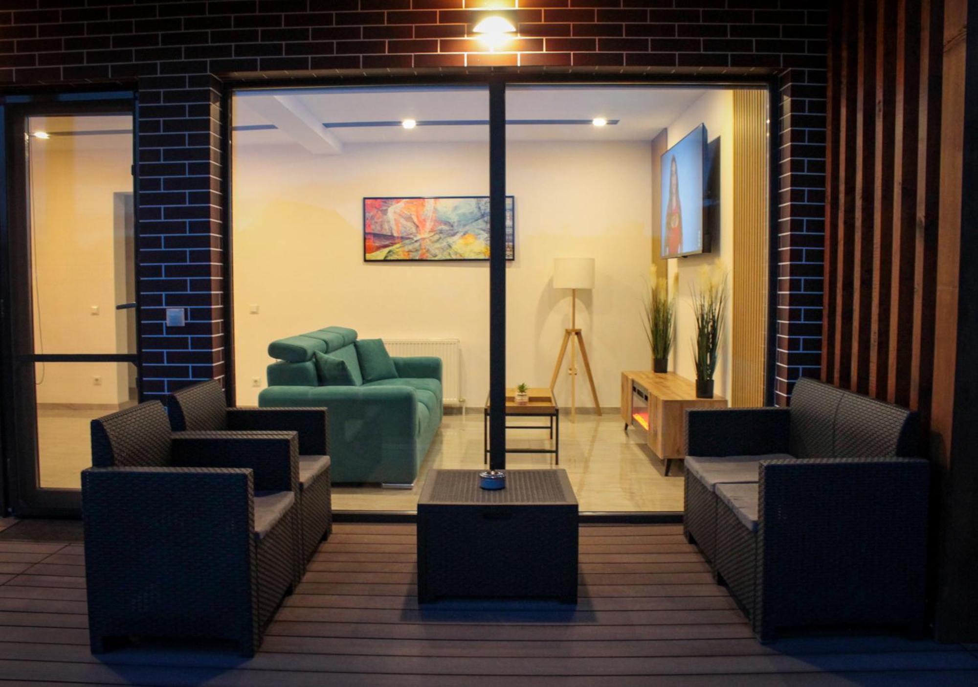 Nova House Apartments Delnita  外观 照片
