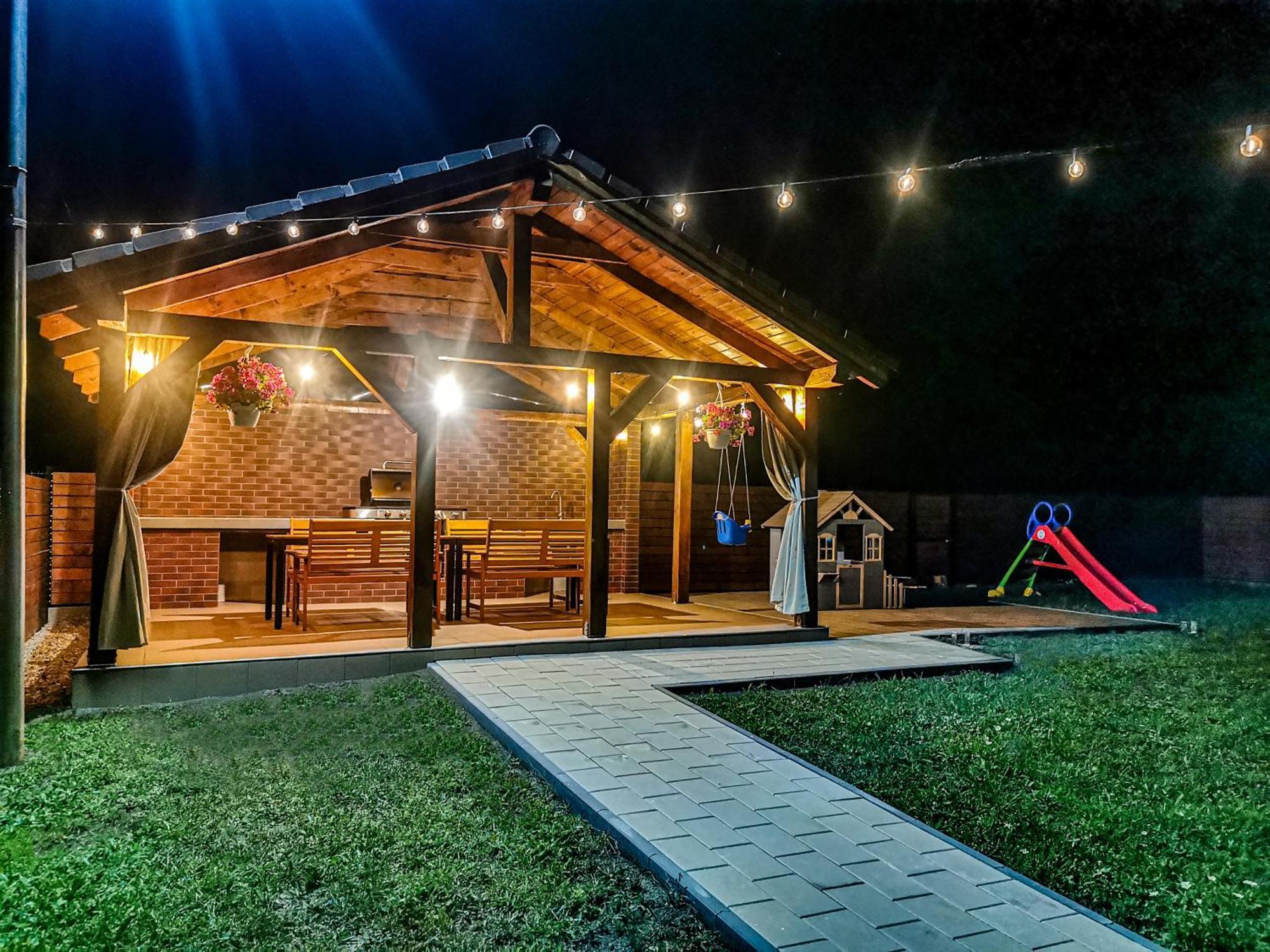 Nova House Apartments Delnita  外观 照片