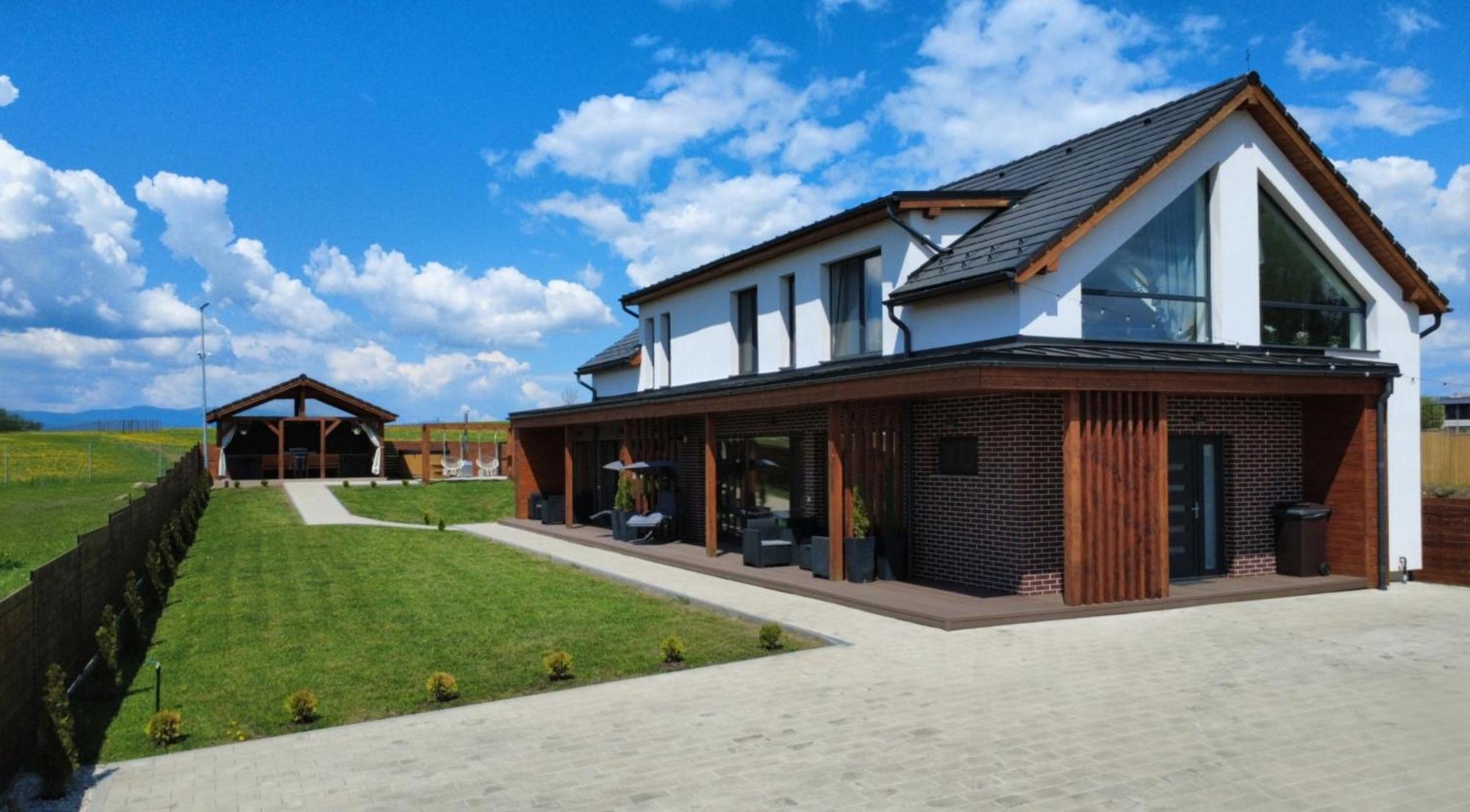 Nova House Apartments Delnita  外观 照片